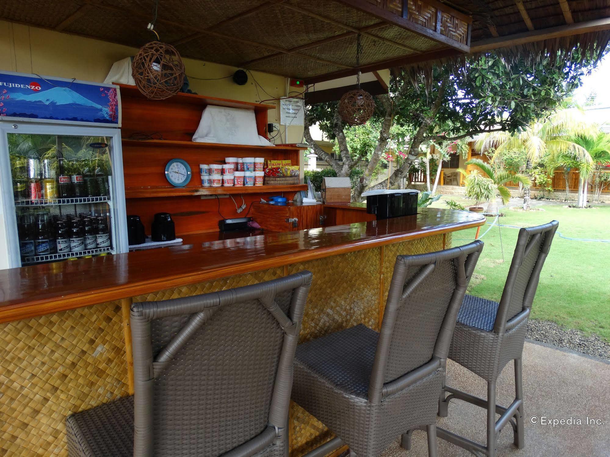 Alona42 Resort Panglao Exteriör bild