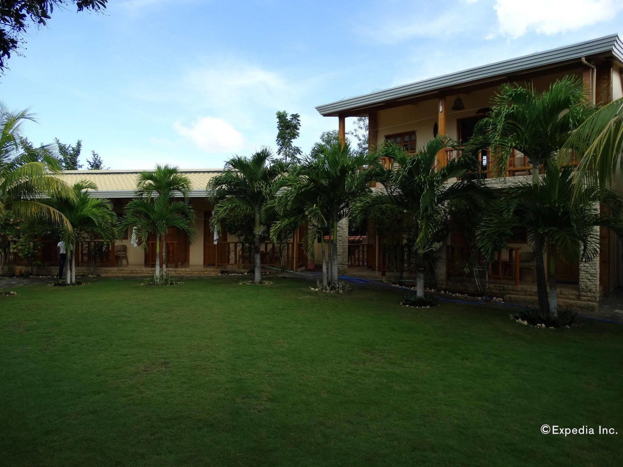 Alona42 Resort Panglao Exteriör bild